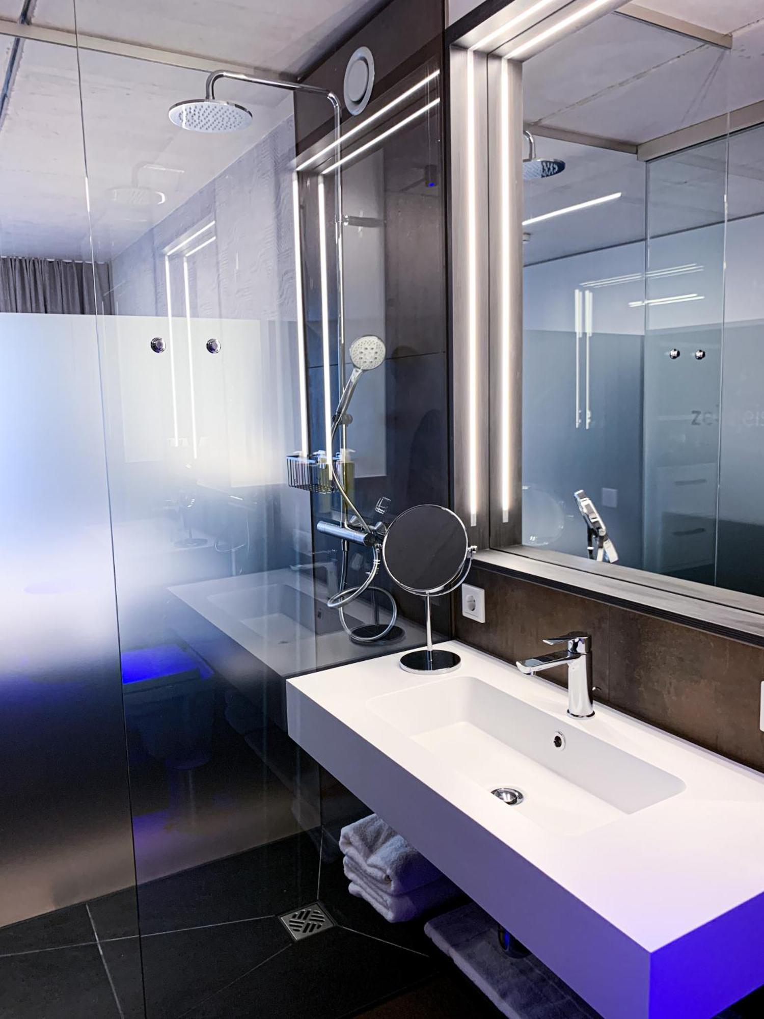 Hotel Zeitgeist Warburg Dış mekan fotoğraf